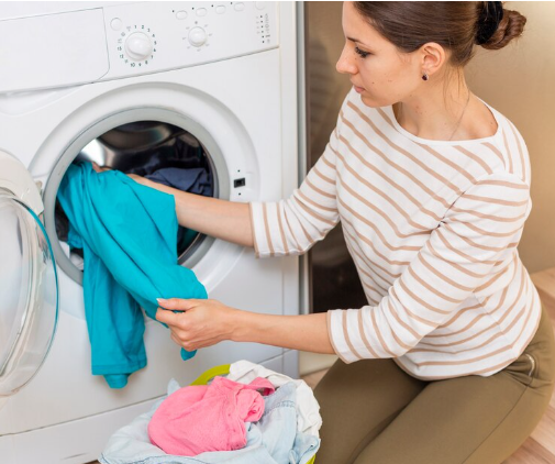 How to Wash Pillows in the Washing Machine with Eco Friendly Laundry Detergent